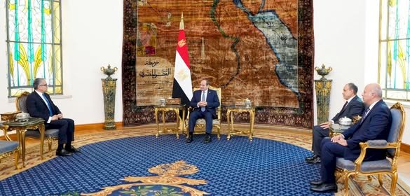 الرئيس السيسي يستقبل د. خالد العناني مدير عام اليونسكو
