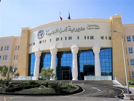 ربة منزل وعشيقها وراء قتل بائع بالجيزة 