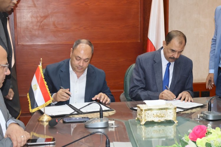 "سراج ومصطفي" يوقعان 3 بروتوكولات للتعاون لإقامة مشروعات زراعية وصناعية بسوهاج