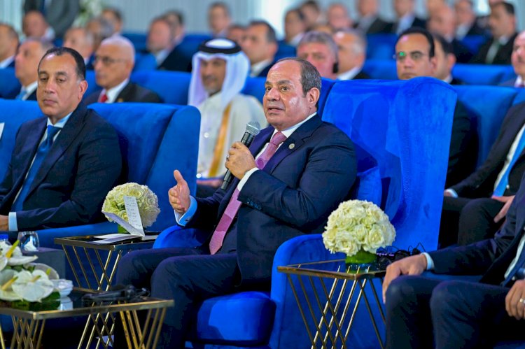 السيسي يشهد افتتاح عدد من المحطات البحرية بالمنطقة الاقتصادية لقناة السويس بميناء شرق بورسعيد