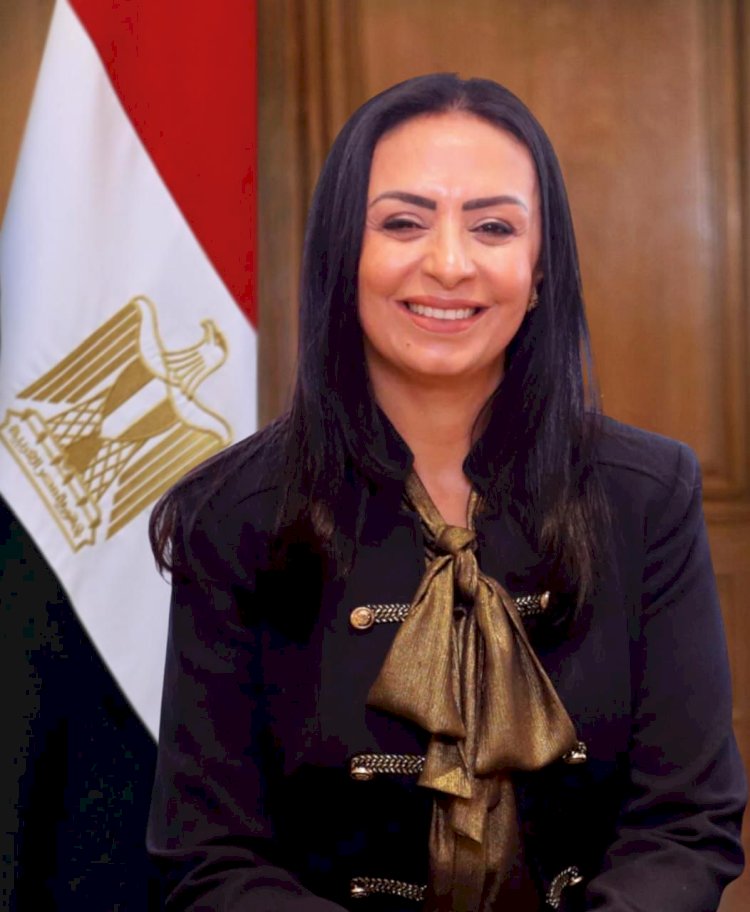 وزيرة التضامن تتوجه إلى عمان