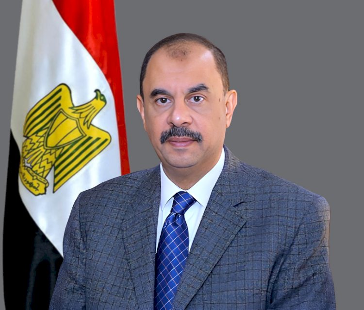 محافظ سوهاج يهنئ أبناء المحافظة والشعب المصري بالعام الميلادي الجديد 2026