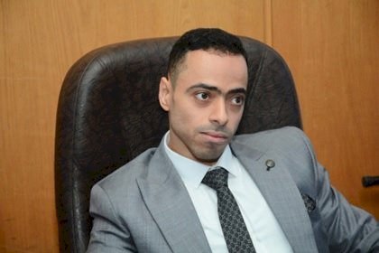 عين شرقية وأخرى غربية .. بقلم طارق مصطفى القزق