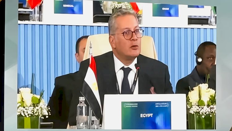 وزير البترول يشارك في المائدة المستديرة لوزراء التعدين بالرياض