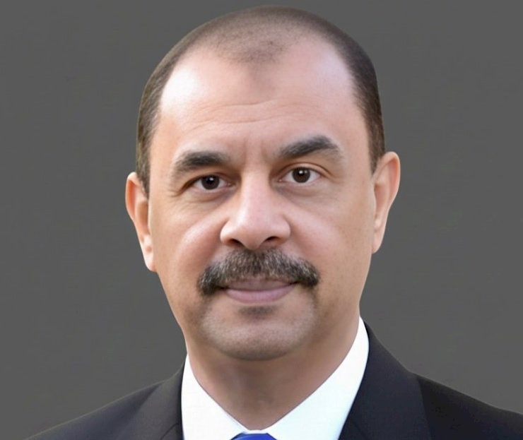 محافظ سوهاج:إدراج جميع طرق مداخل القرى بخطة الرصف العاجلة