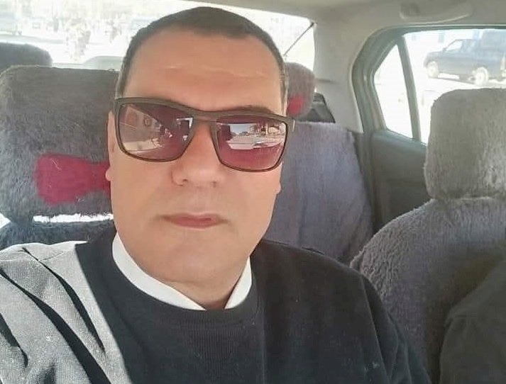 من ديوان ظلي يفتح الباب للشاعر أحمد دياب