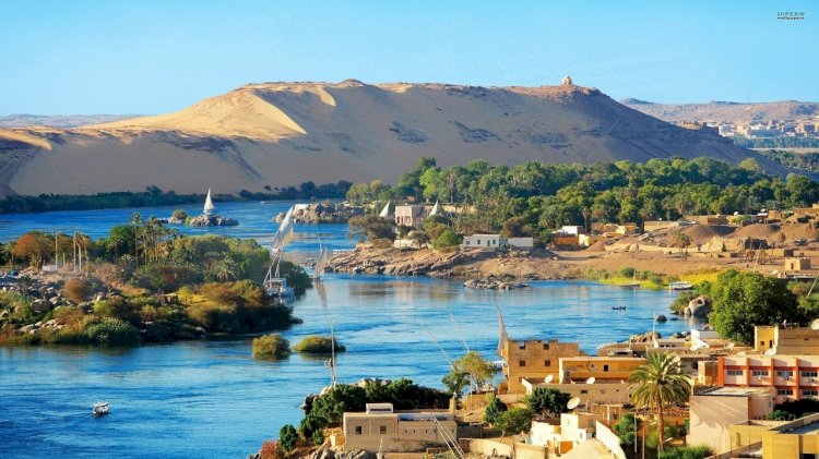 أسوان تفوز بجائزة مدينة العام السياحية بمنظمة الدول الثماني النامية للتعاون الاقتصادي D8