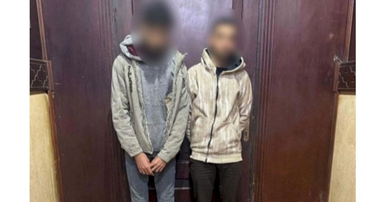 أعرف اسباب فيديو تعدي متهمين  على عامل بصيدلية بسوهاج