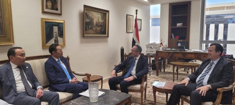مساعد وزير الخارجية للشئون متعددة الأطراف والأمن الدولى يلتقى سكرتير عام مؤتمر التفاعل  بآسيا