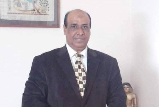 مقاربة نقدية لديوان  في حضرة التجلى  للشاعر حسام عربى  بقلم د. سعيد صادق