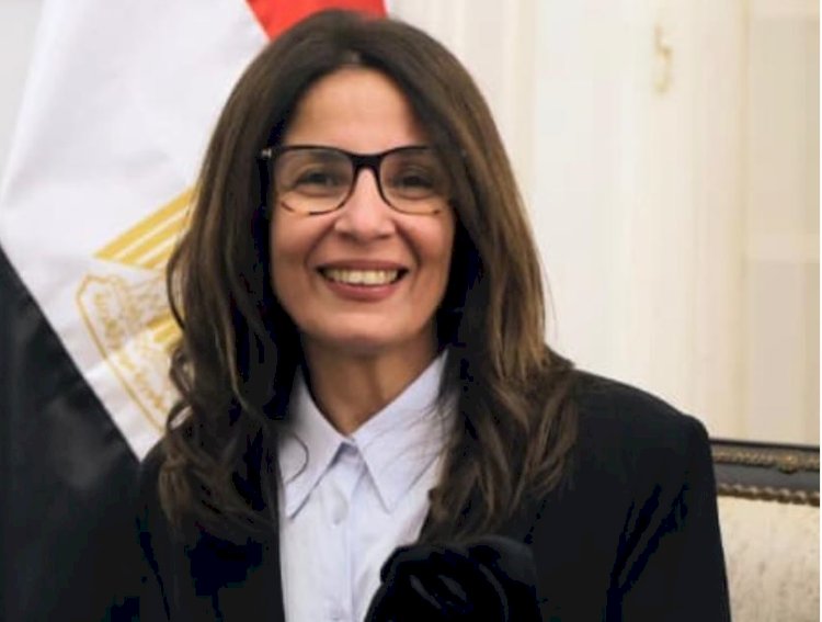 الجميلي أحمد يكتب: من روما إلى القاهرة.. جيهان زكي وترتيب أولويات وزارة الثقافة