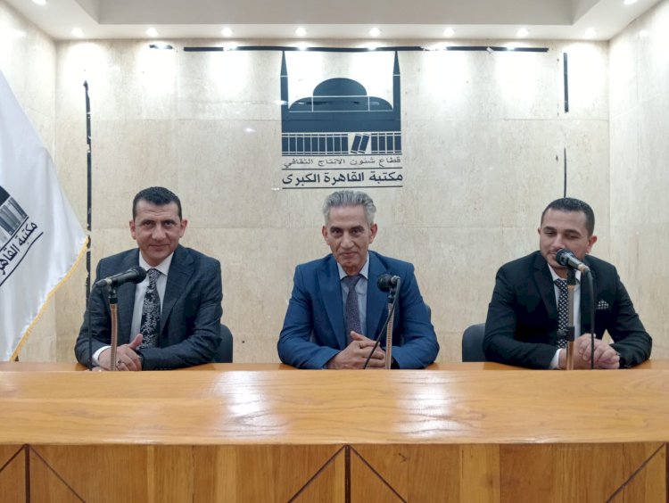 تجليات اللون والضوء ..حوار بصرى بين التراث والروح بمكتبة القاهرة الكبرى