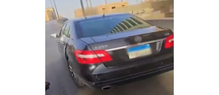 اعرف اسباب مطاردة  قائدى الدراجات لسيارة ملاكى بالقاهرة