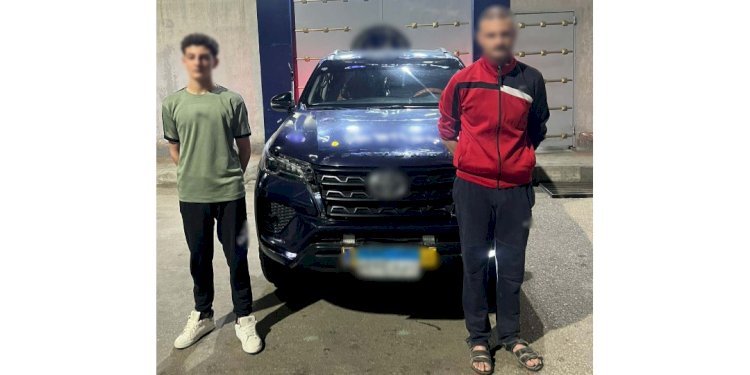 الفيديو يقود الشرطة للقبض علي طفل لقيادته سيارة والاصطدام بسيارة مواطن بكفر الشيخ