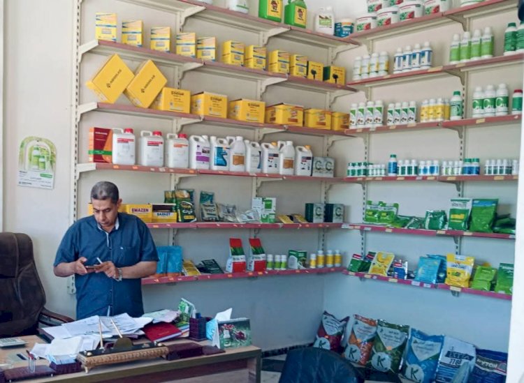 وكيل وزارة الزراعة بكفر الشيخ يتابع منظومة الأسمدة وضبط سوق المبيدات بمطوبس
