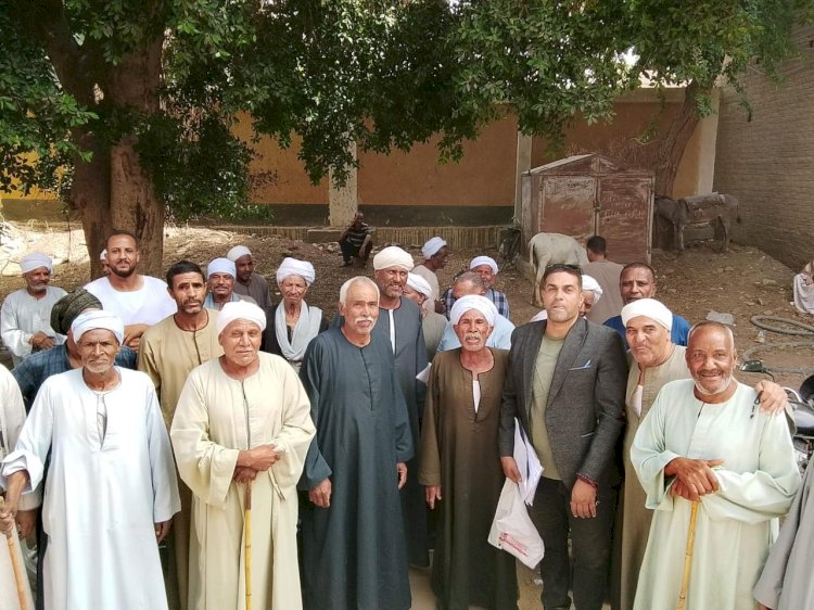 "الزراعة" تتابع عمليات توزيع الأسمدة المدعمة