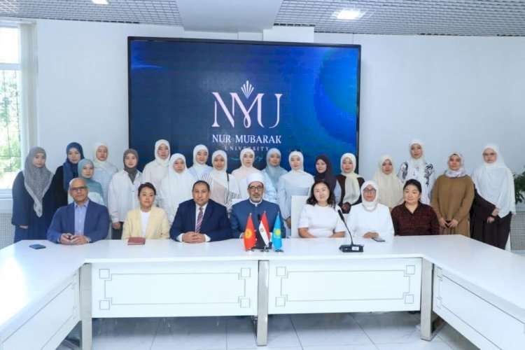 جامعة نور - مبارك تنظم دورة تدريبية في اللغة العربية لطلاب جامعة ماناس القيرغيزستانية