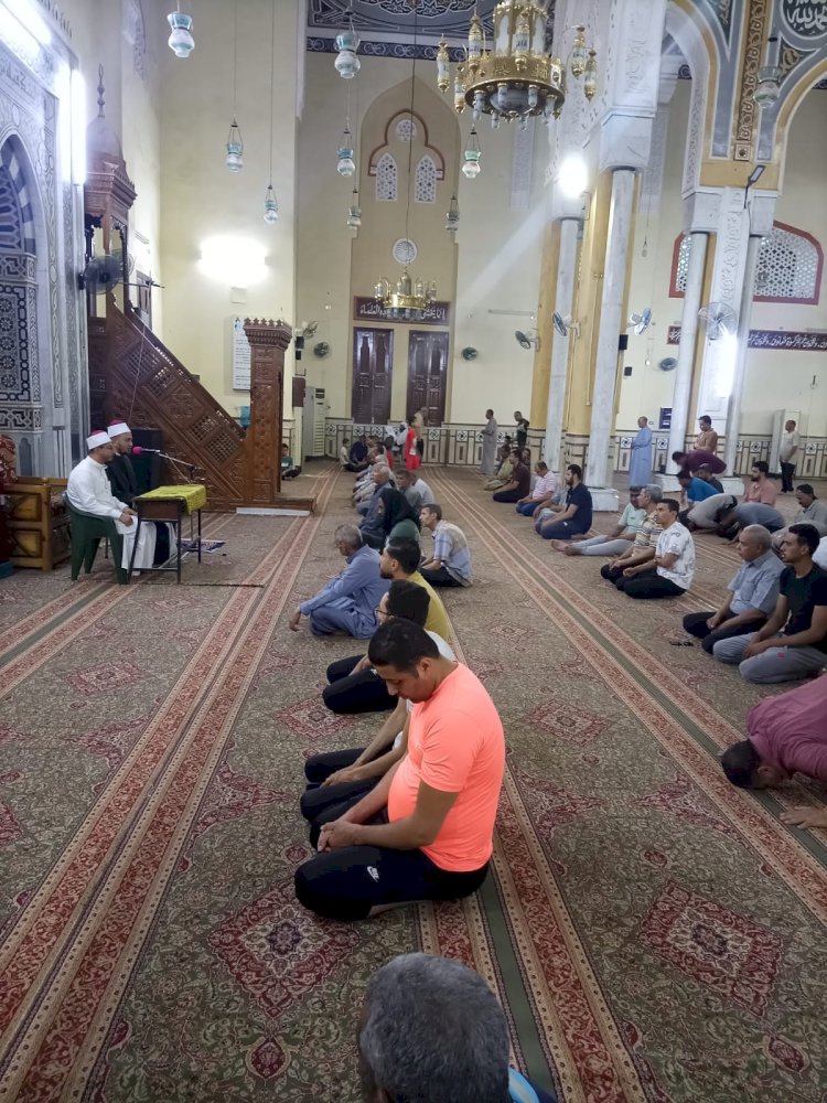 الأوقاف تعقد ٦٥٤ مجلسَ فقهٍ بعنوان: «الحوار الأسري وأثره في بناء الشخصية»