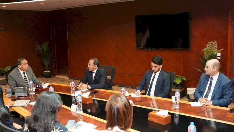 الهيئة العامة للرقابة المالية تستضيف وفدًا من لجنة تنظيم عمليات البورصة الجزائرية