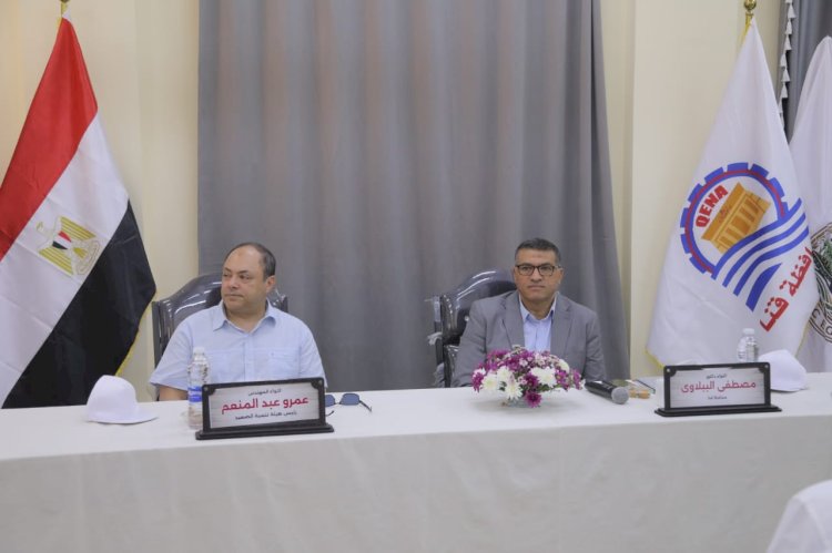 محافظ قنا ورئيس هيئة تنمية الصعيد يضعان حجر الأساس لمشروع شتلات القصب بالمراشدة