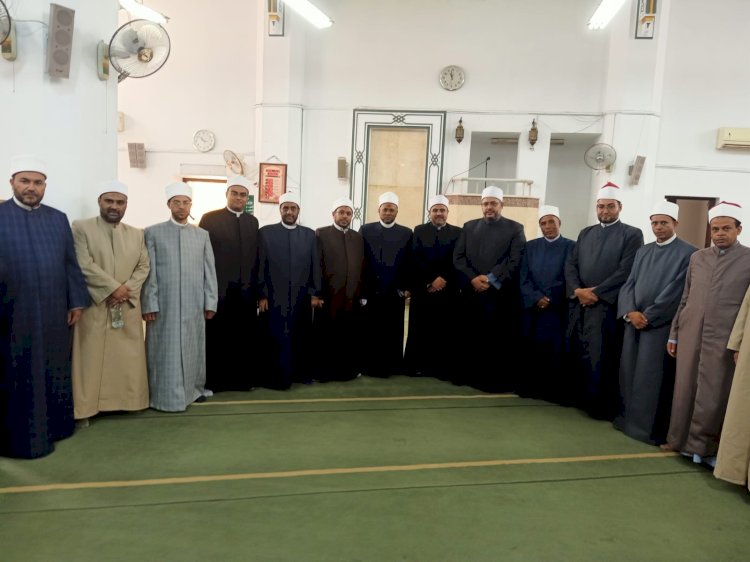 الأوقاف تُسيِّر قافلة دعوية موسعة إلى مساجد إدارتي أوقاف البساتين وشرق مدينة نصر