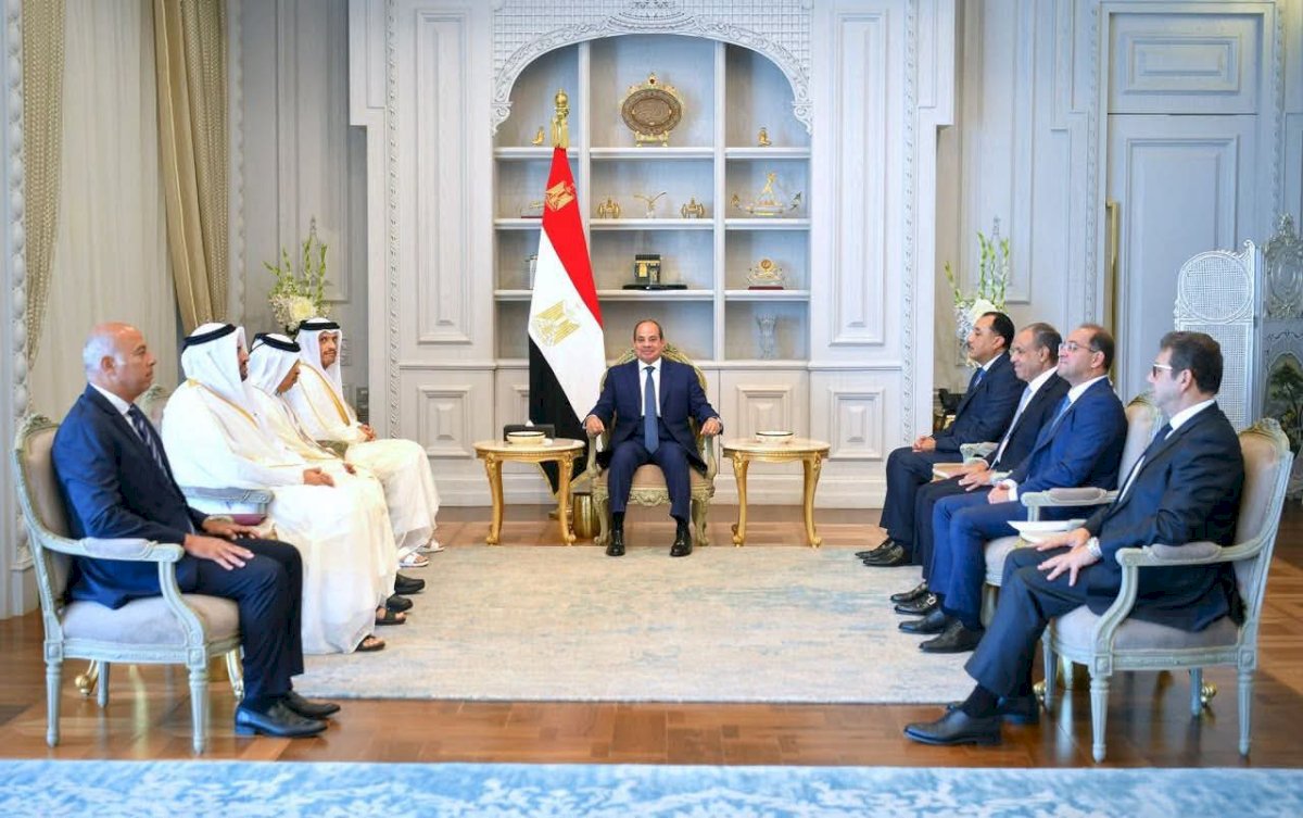 السيسي يستقبل رئيس الوزراء القطري