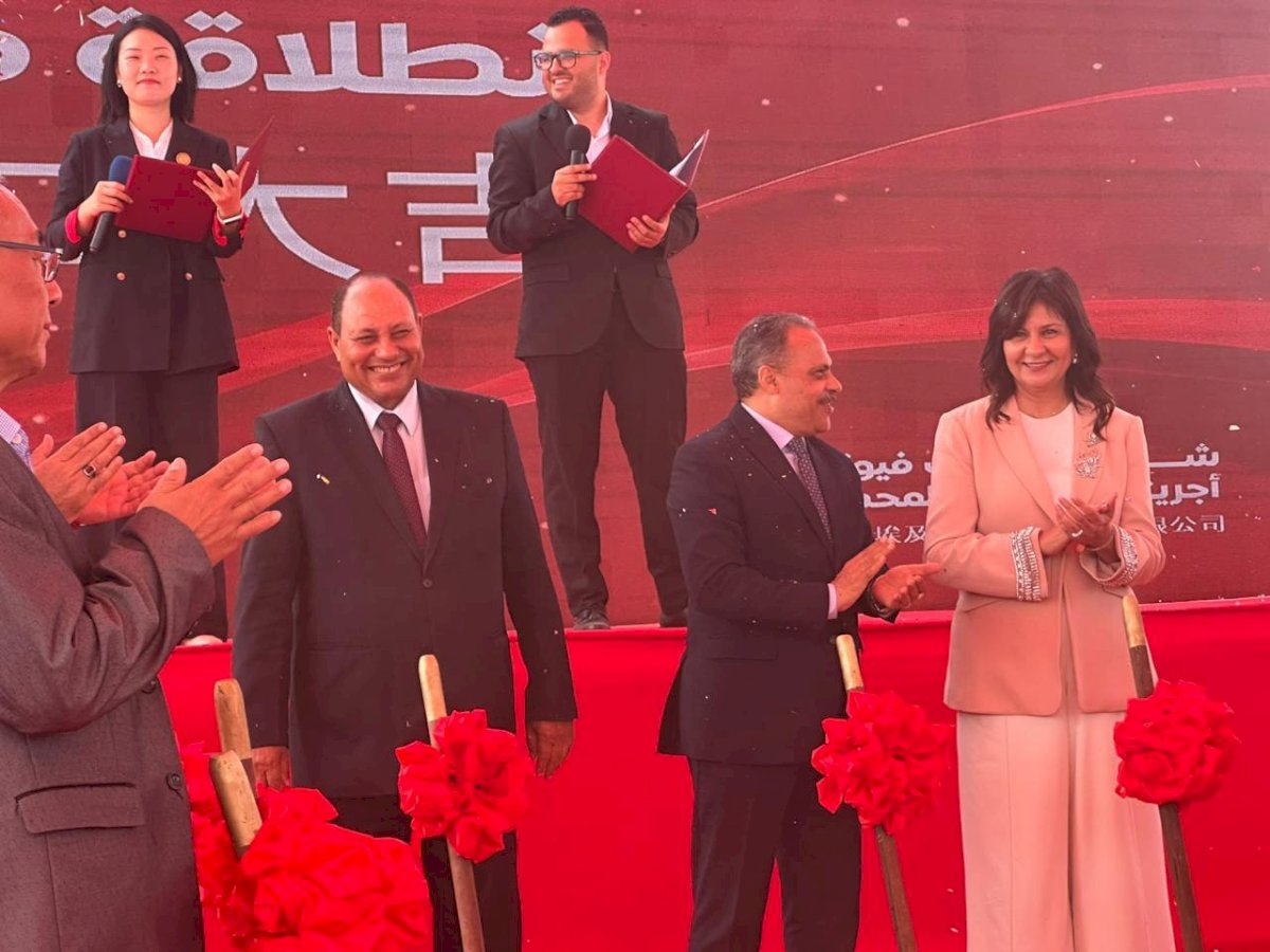 نائب وزير الزراعة يشارك في وضع حجر أساس مشروع جديد للأعلاف باستثمارات صينية