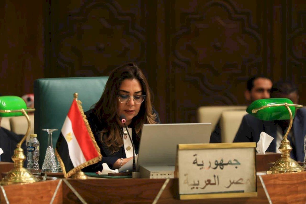 منال عوض تلقي كلمة مصر في افتتاح الدورة 37 لمجلس الوزراء العرب للبيئة
