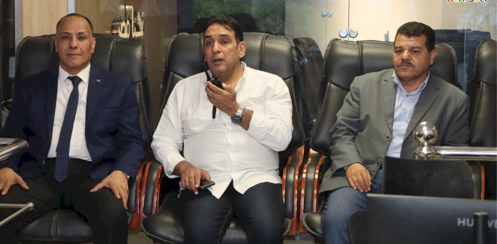 النجاح في تحريك باخرة شاحطة في مياة نهر النيل شمال بني سويف