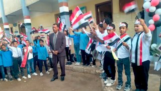 بالأعلام والبالونات والأغاني الوطنية.. المحطة الابتدائية تحتفل بانتصارات أكتوبر
