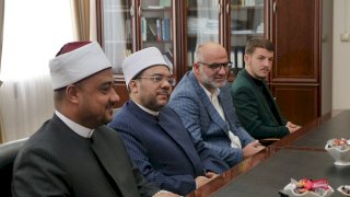 «نبوي» يشارك في لقاء ضمن المنتدى الدولي للحوار بين الأديان للشباب بداغستان
