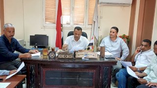 اجتماع مدير تعليم أبوتشت مع المتابعة والحوكمة والمراحل التعليمية